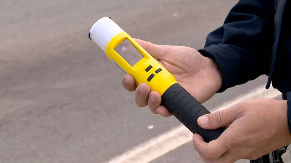 Motorista é flagrado dirigindo alcoolizado durante fiscalização na BA-001 em Porto Seguro
