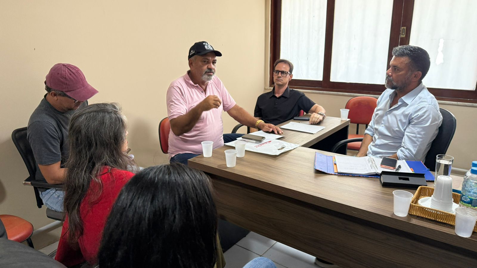 Prefeitura de Porto Seguro dialoga com entidades e abre cadastro para estudantes até 15 de maio