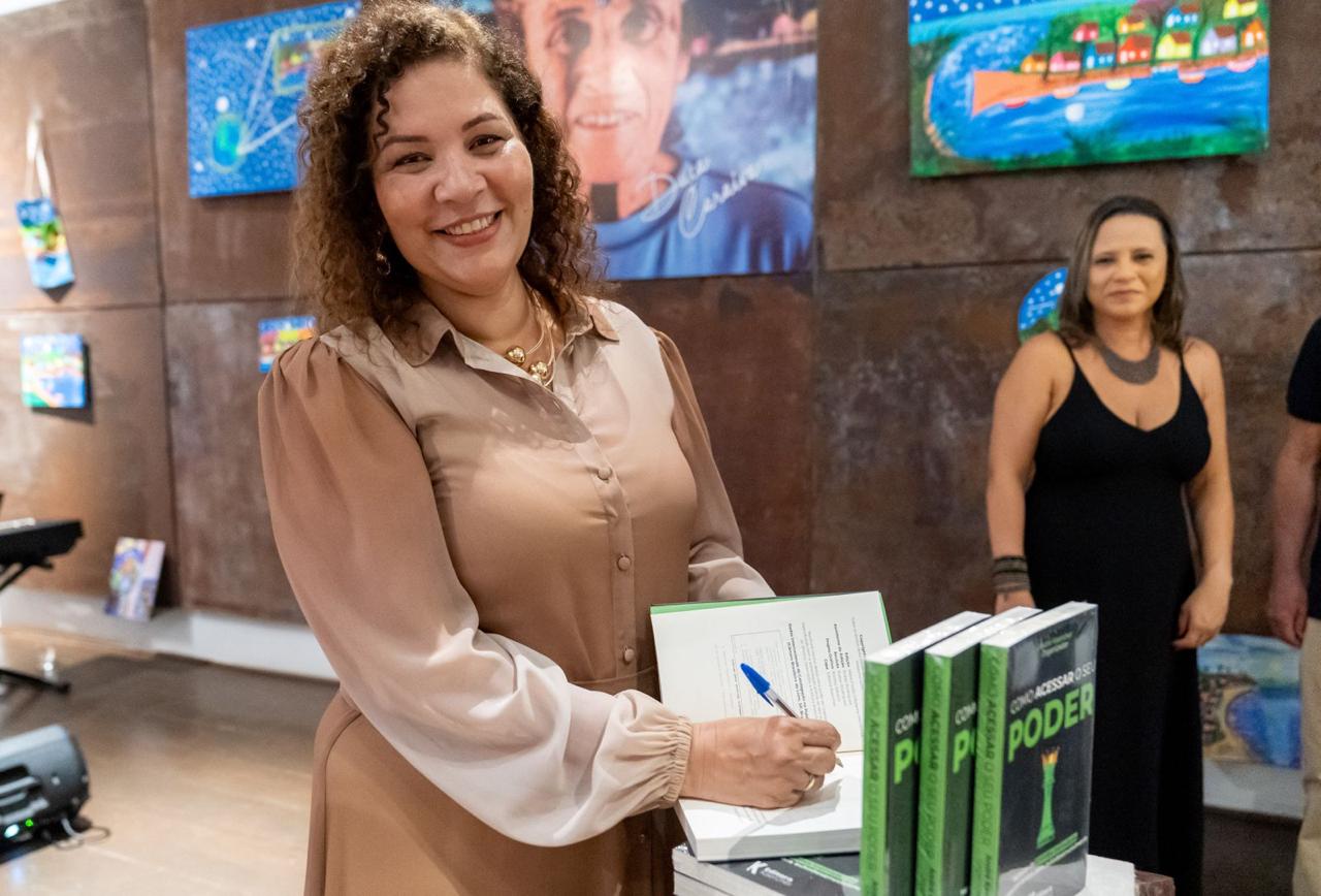 Lançamento de “Como Acessar o Seu Poder” inspira Porto Seguro
